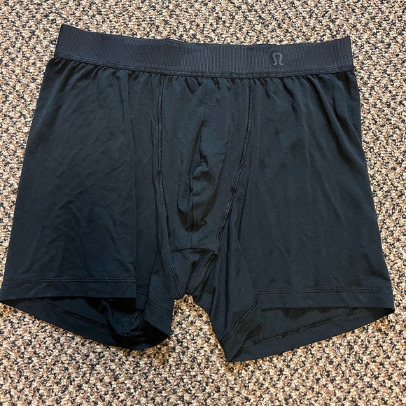 lululemon athletica Other - Lululemon mesh boxer briefs size L